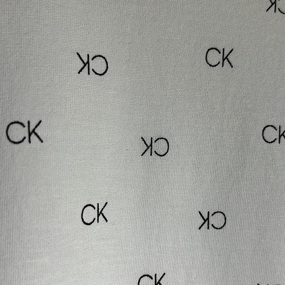 Medium white Calvin Klein T-shirt - Picture 4 of 4